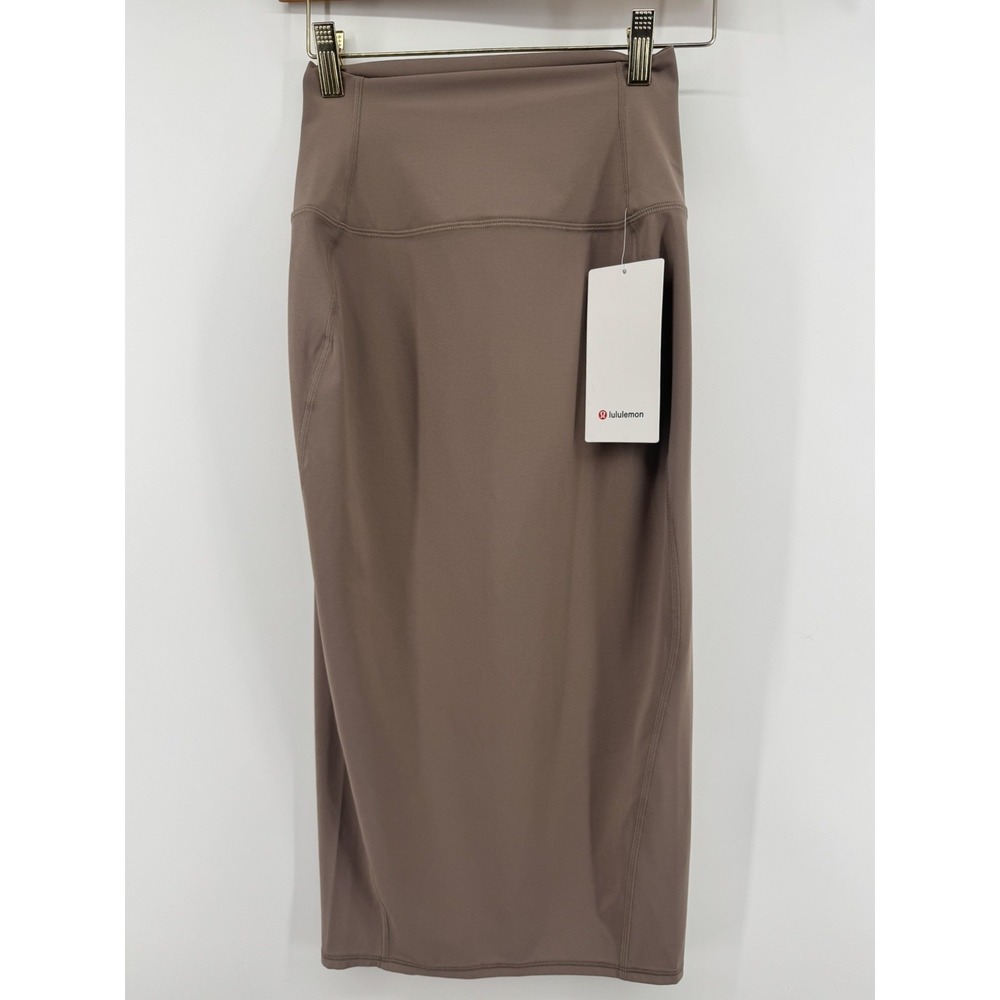 Lululemon Nulu Slim-Fit HR Skirt Taupetastic Size 4 Taupe NWT